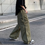 Pantalón cargo de corte holgado con piernas desmontables